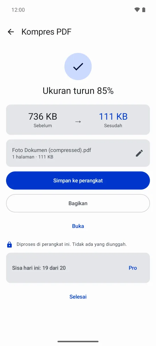Layar hasil kompres: 736 KB menjadi 111 KB, dengan catatan berkas diproses di perangkat ini