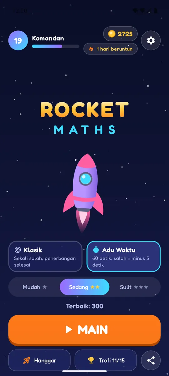 Beranda dengan level 19 pangkat Komandan, 2725 koin, logo Rocket Maths, roket Nebula, pilihan mode Klasik dan Adu Waktu, tingkat Mudah, Sedang, Sulit, dan tombol Main